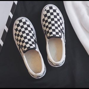 🆕Women’s High quality Fashion Slip On Shoe 👟